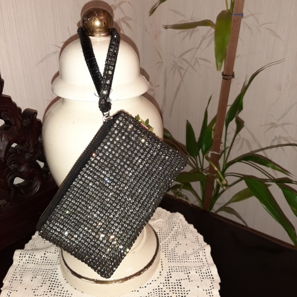 Wristlet (Ladies) - Picture 2 of 3
